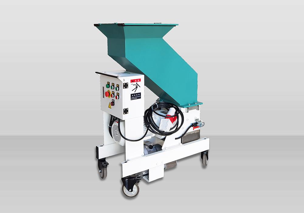 Low-speed Granulator for Plastic (5)