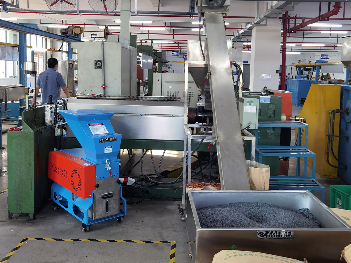 https://www.zaogecn.com/plastic-recycling-shredder/